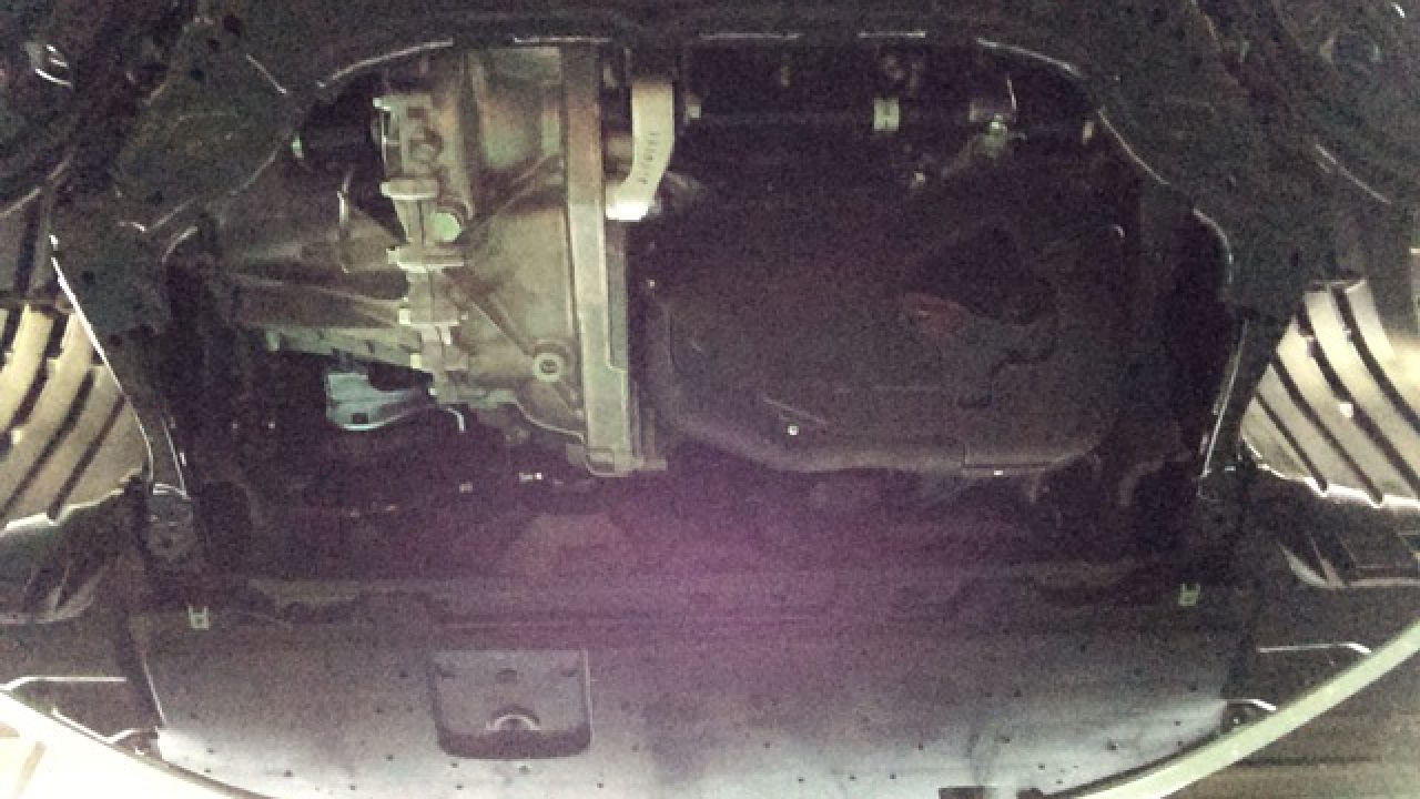 マツダ デミオ ディーゼル DJ5FS 下廻り 足廻りなど紹介 - MHO