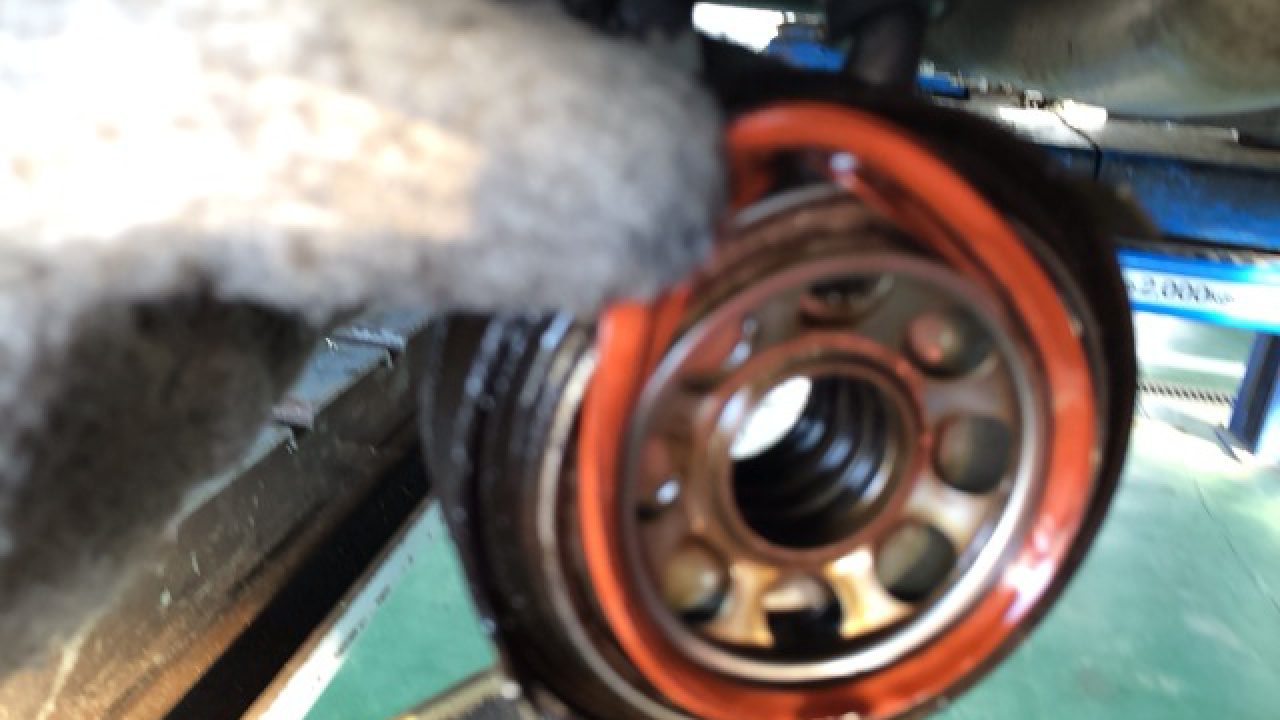 ワゴンR オイルクーラーオイル漏れ修理 MC22S MHO ENGINEERING ワゴンR オイルクーラーガスケット