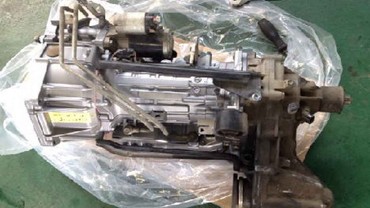 DA64W PZターボ AT ミッション コンバーター 記憶では5〜6万km DA64W PZターボ AT ミッション コンバーター 記憶では5〜6万km