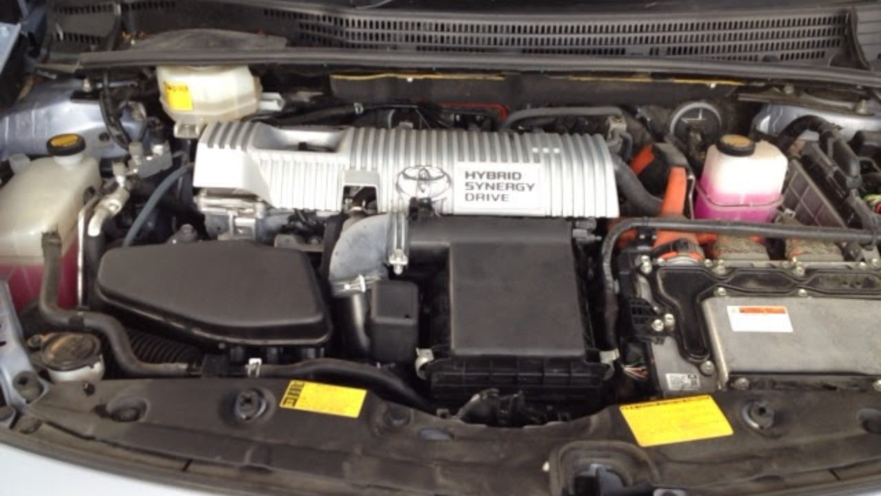 冬のバッテリー上がりでハイブリッドカーから救援してはいけない理由と 救援方法を考えた Mho Engineering 冬のバッテリー上がりでハイブリッドカーから救援してはいけない理由と 救援方法を考えた Mho Engineering